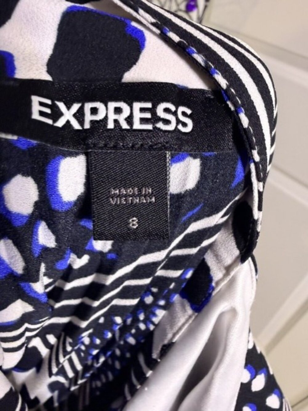 Express Blue Patchwork Criss Cross Halter Pleated Handkerchief Midi Dress size 8 - Picture 10 of 11